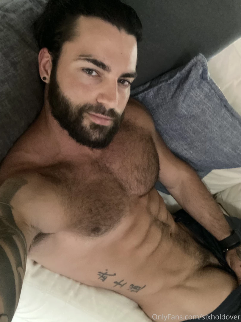 Who else is horny vid of what i do next is dropping soon 