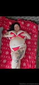 Merry christmas eve santa said if you dont leave a tip on this post