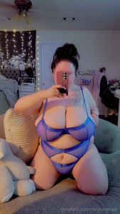 Who wants to take this outfit off and fuck me part 1