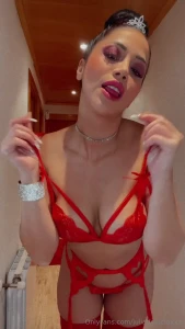 Follow me on juliadelucia no extra payments videos no extra money for