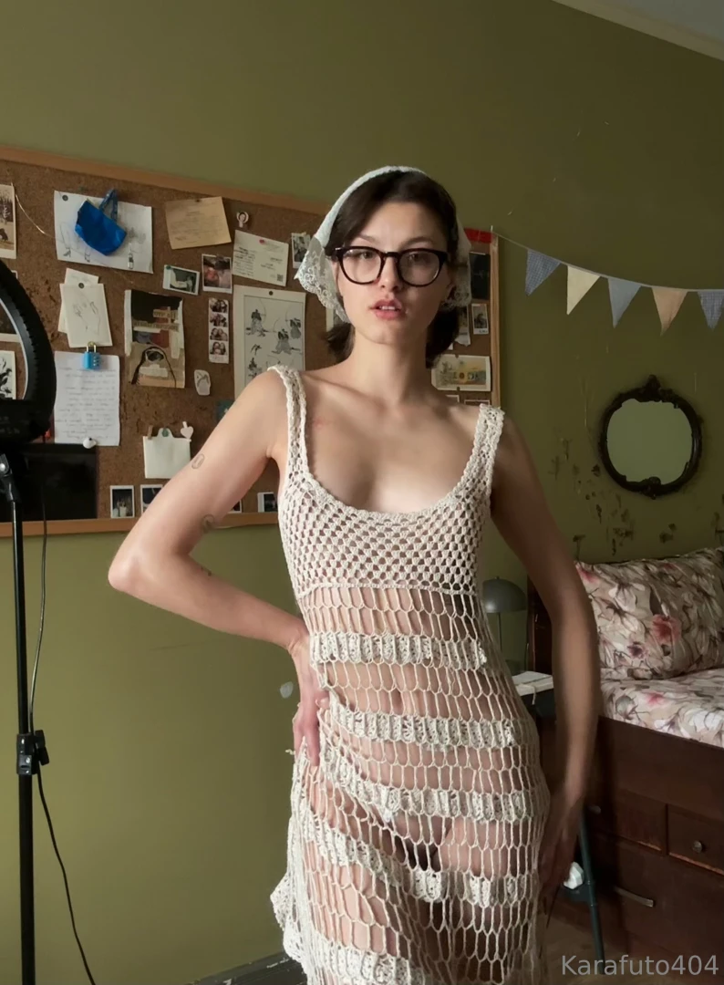 Whatcha think about the dress should i record a couple of vids in it 