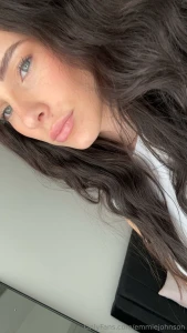 Come closer babe i m done running i m yours