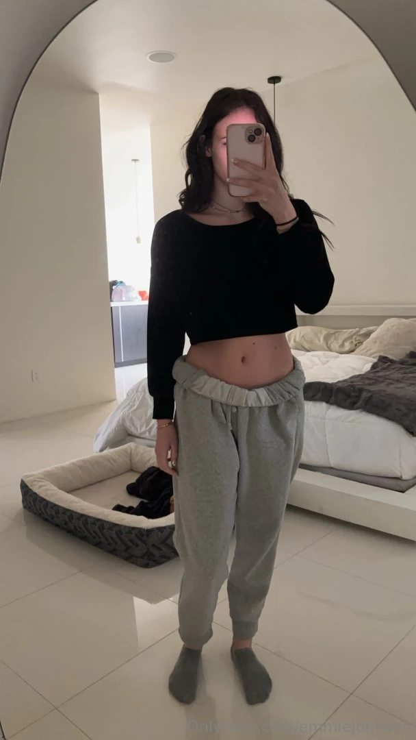 I see you checking me out don t worry i like it 