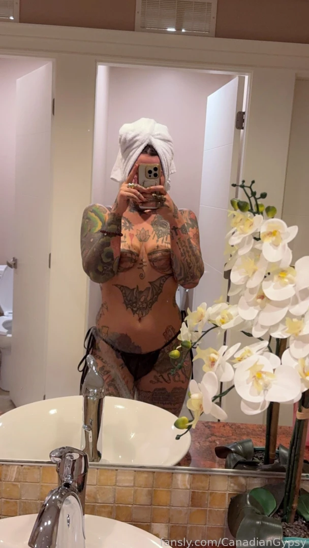 Who is in vancouver let s make some content 