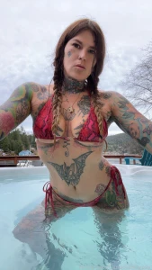 Hot tubbin on the sunshine coast part 7