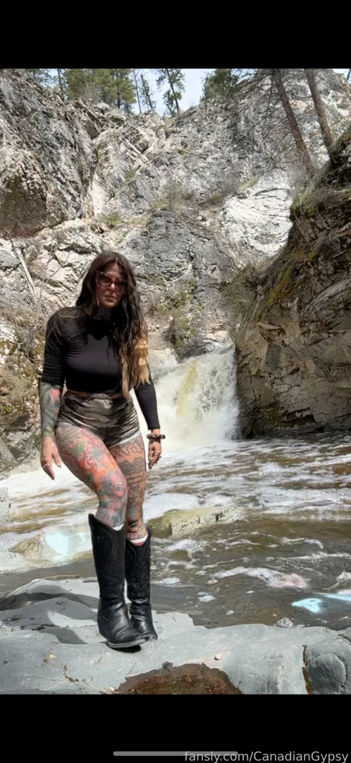 Fintry falls need someone to come make content with me at all the cool part 3 