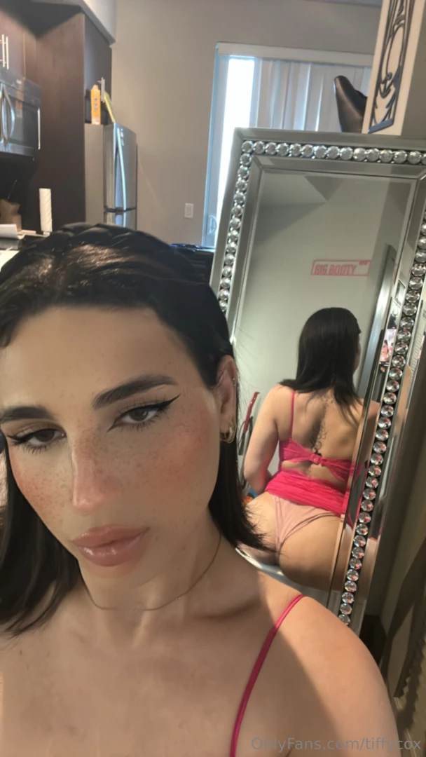 That ass is waiting for a good spanking 