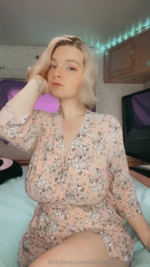 Leo season - a new outfit new makeup and a type of content i ve not