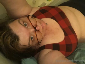 Overheated still think i m cute in all my sweaty glory