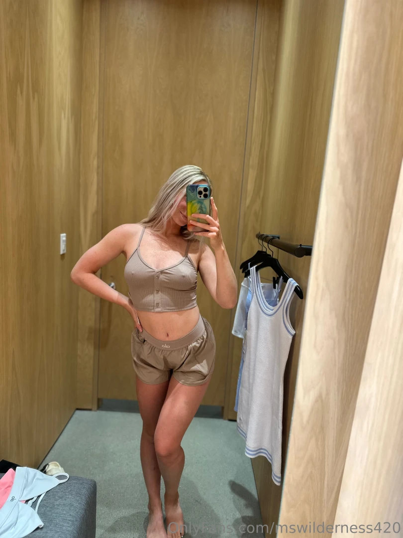 Surprise your babygirl with your favorite look link in bio to my part 9 