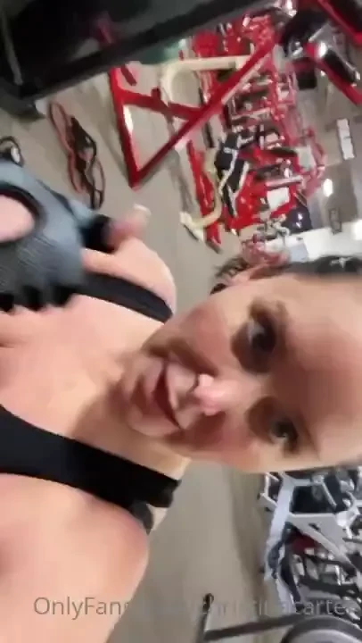 At the gym at 6 20am btw fell on a dick last night made it hard to 