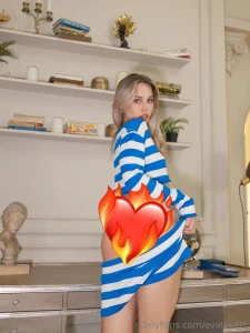 Waiting you with legs spread open on the table now tell me which one part 1