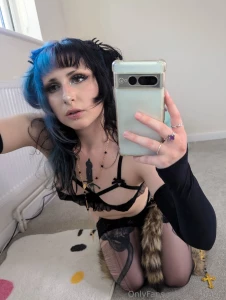 Thinking about backshots infront of the mirror part 1