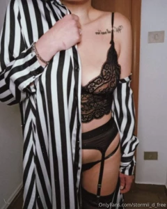 Inked baby with angel face and porn body she can be sweet or spicy she