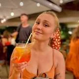 🌶👩🏼‍⚕️ Hot Big ass Nurse 👩🏼‍⚕️🍑