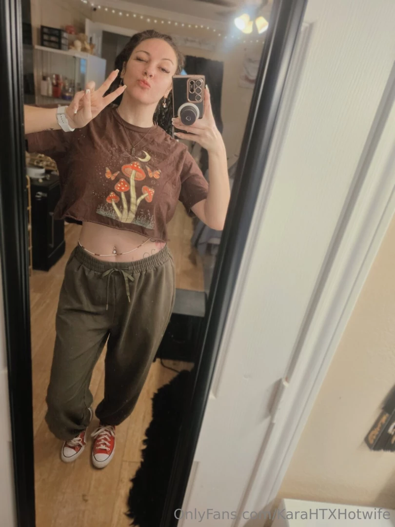 On my vip page trying to get into something fun while it freezes 