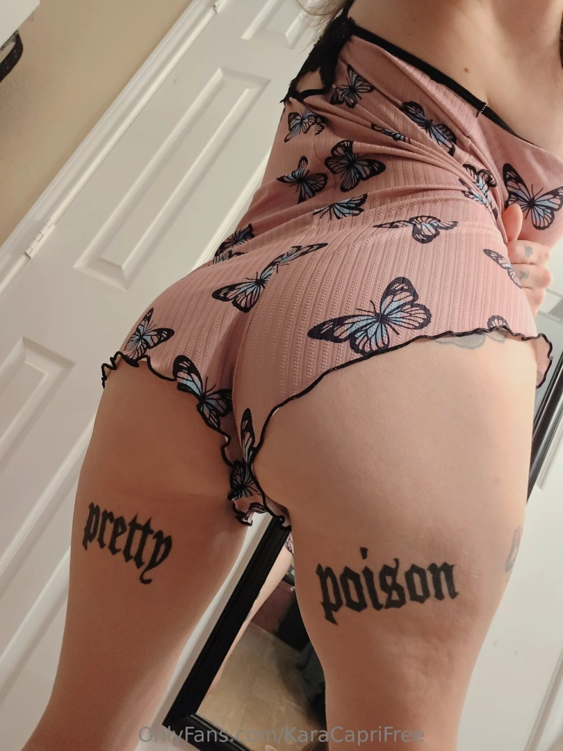 A little booty for you monday 