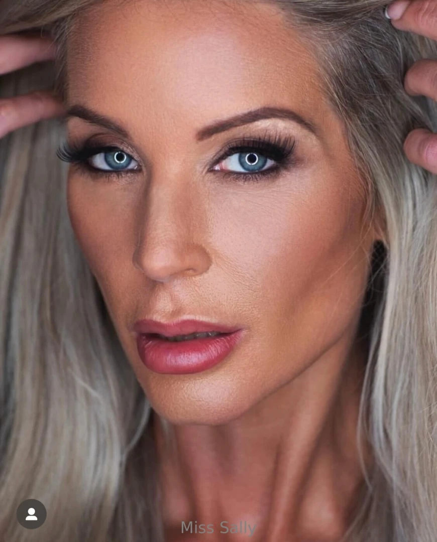 In case you missed my face first proper shoot photoshoot in a while 