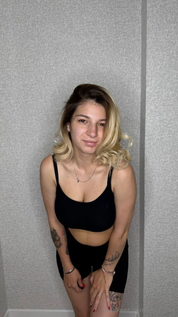 Admit it that smile made you stop scrolling didn t it 