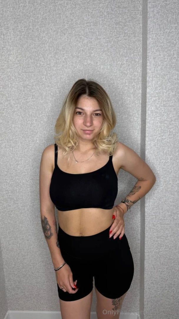 I m the only view you need to be looking at aren t i 