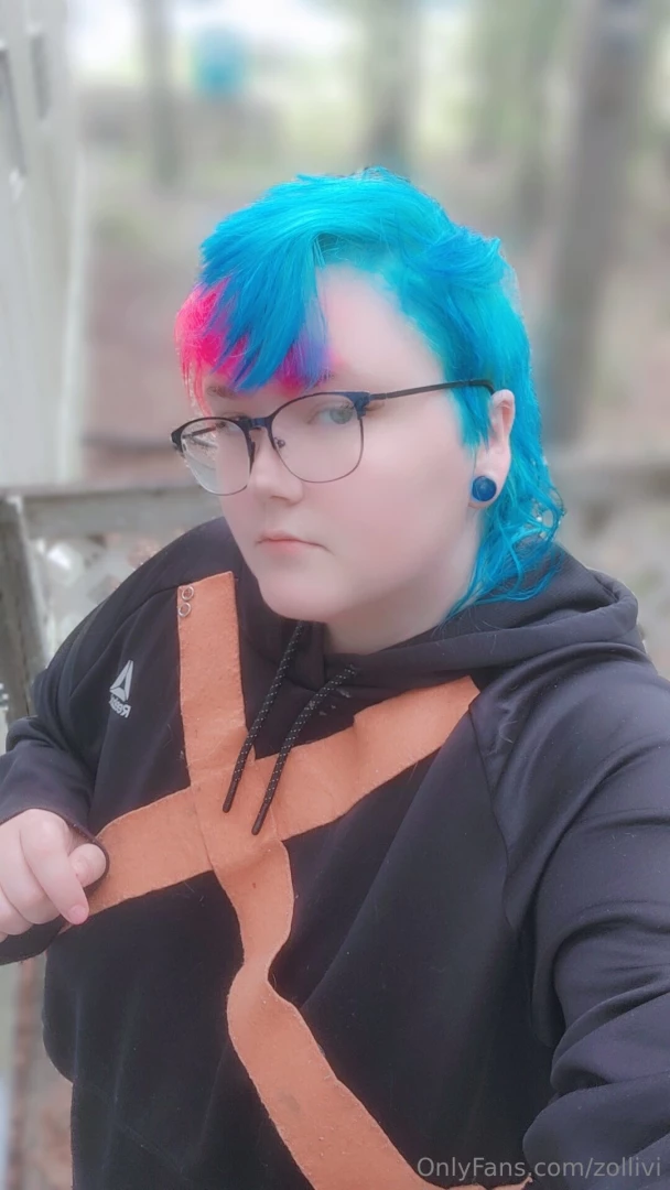 New hair for free and videos coming tomorrow 