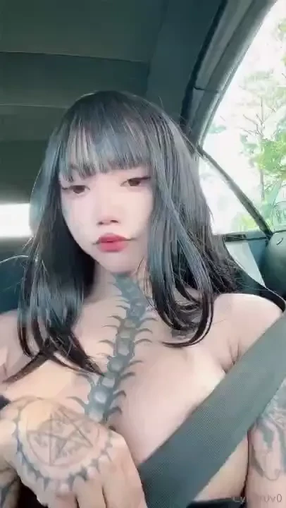 Spamming videos because i need to post more on my feed so sorry for 