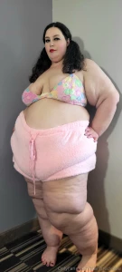 This is my favorite outfit in quite some time for this brand new part 9