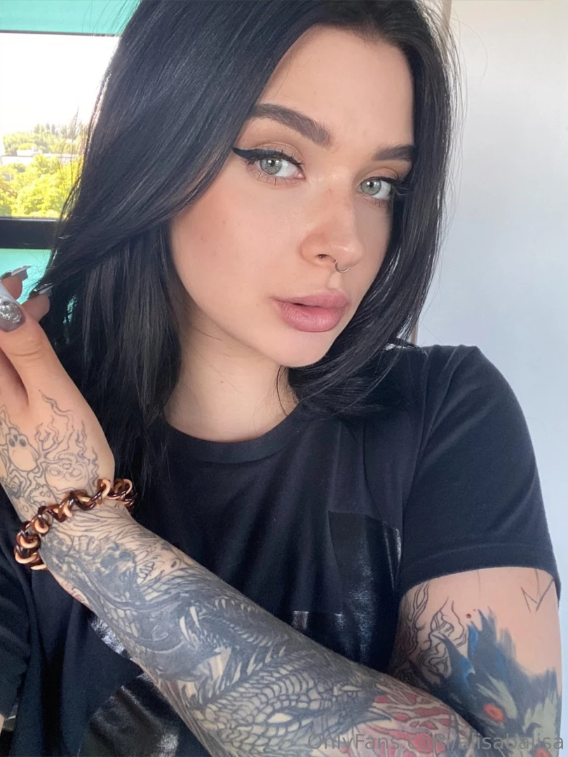 I shine bright even when everything around me is getting darker how do 