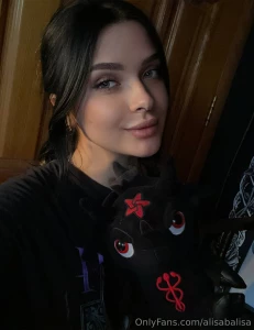 Admit it do you also have your favorite stuffed animals that give you