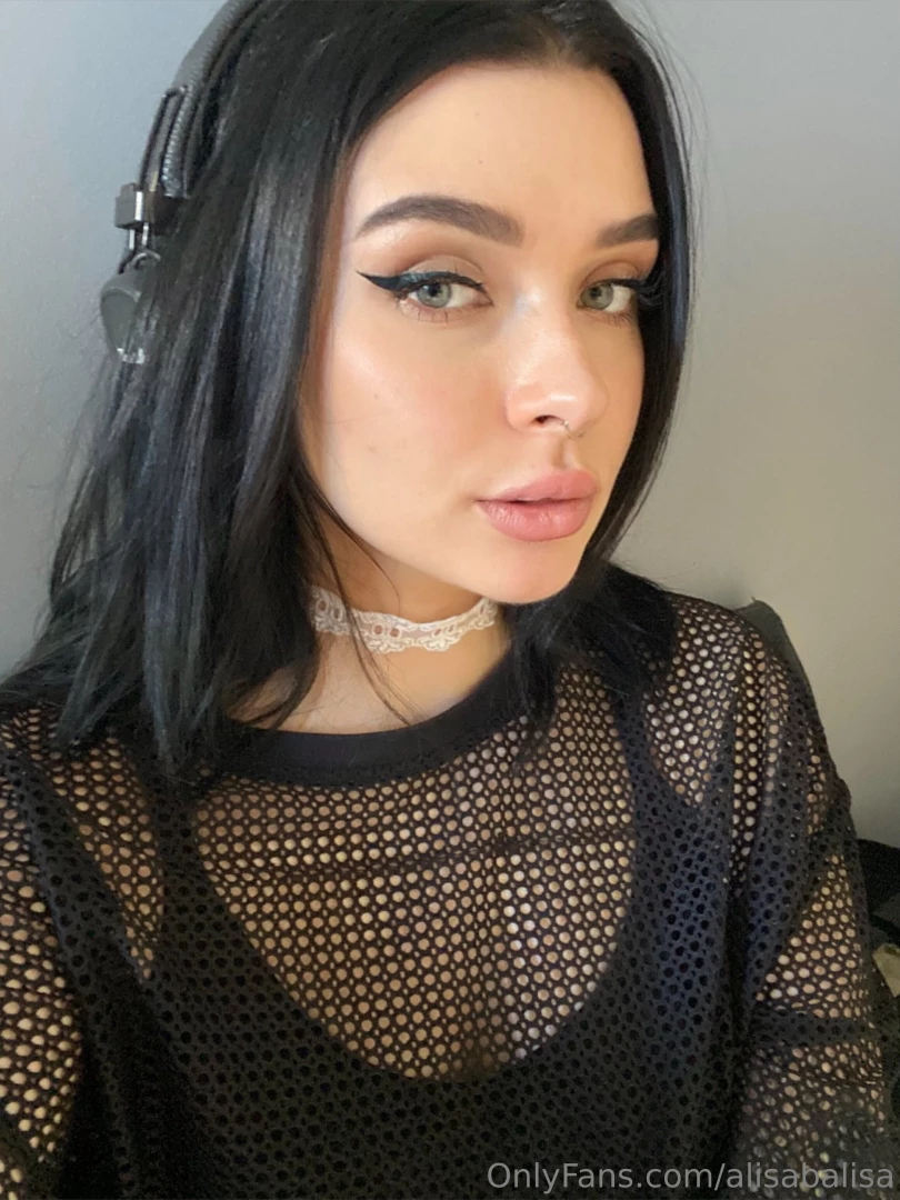 Guess what s in my headphones today 