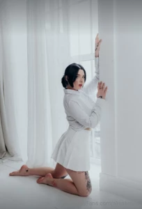 Black or white i ll never be able to choose for me these two colors