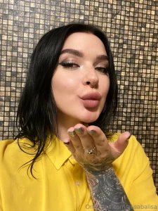 Hi in this photo of you i m all over as if i m bathing in the sunshine