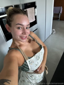 Do u want me to bake for u