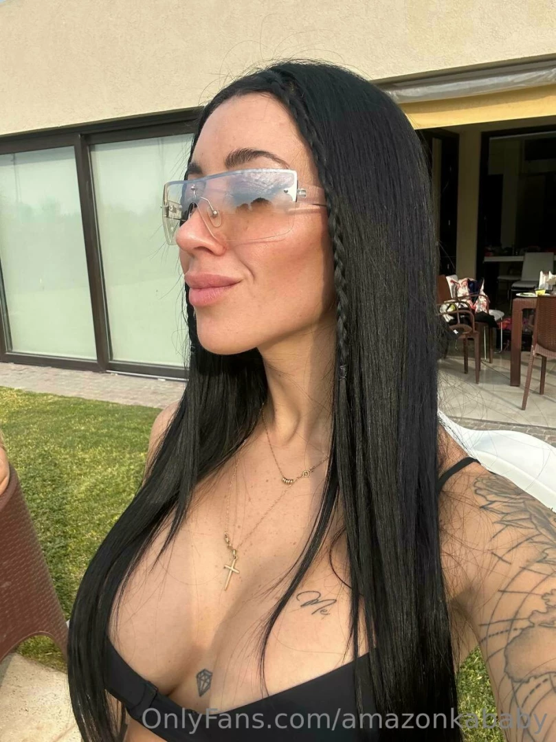 Which swimsuit looks best on me part 3 