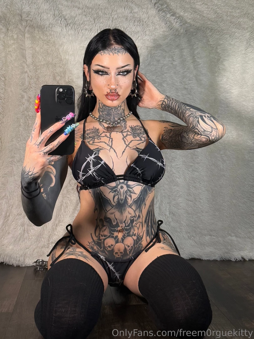 Want a bit of this m0rguekitty lt get all of me hereee 