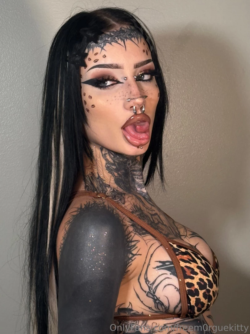 Can i wrap it around your cock m0rguekitty 