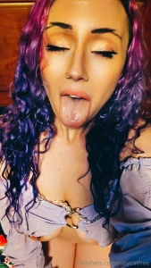 Pls don t make me beg for ur cum i promise 2 always swallow