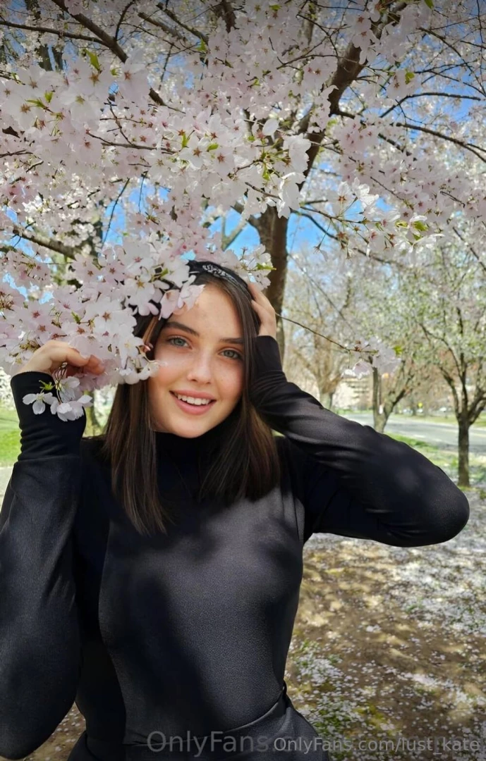 Easternprincess the dirtiest and wettest blowjob on onlyfans part 246 