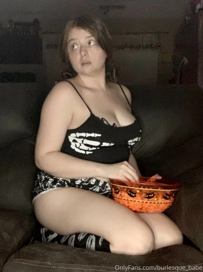 Do scary movies scare you i just posted my schedule for my live shows part 1 