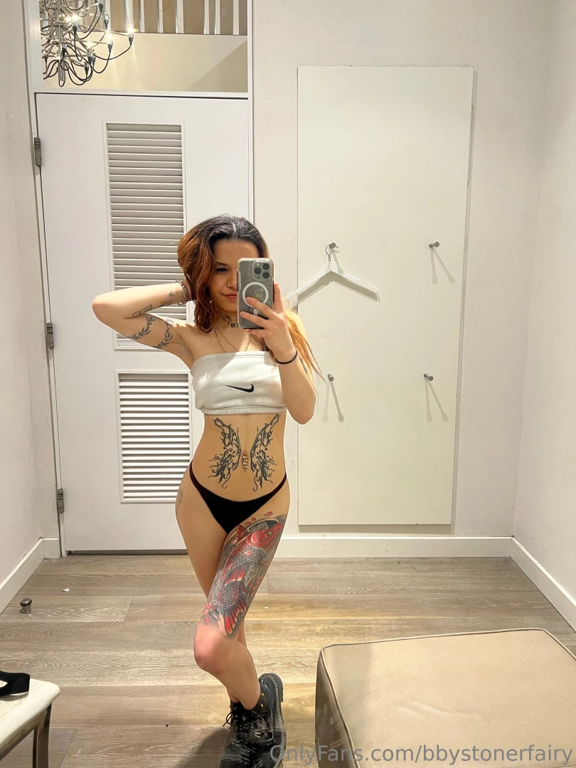 Do y all wanna see the back part 1 