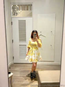 Do y all wanna see the back