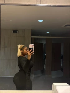 If you are up baby go check your dms for your late night nut