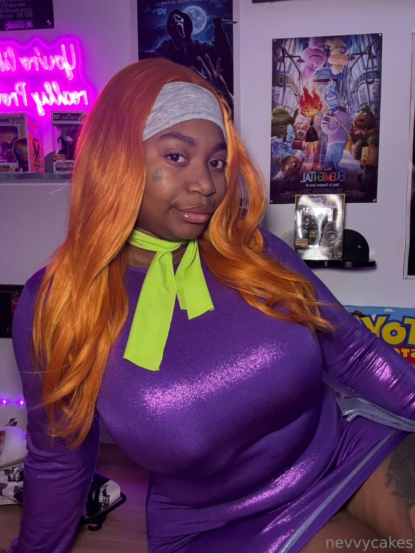 Good morning babe make sure you check your dms today 