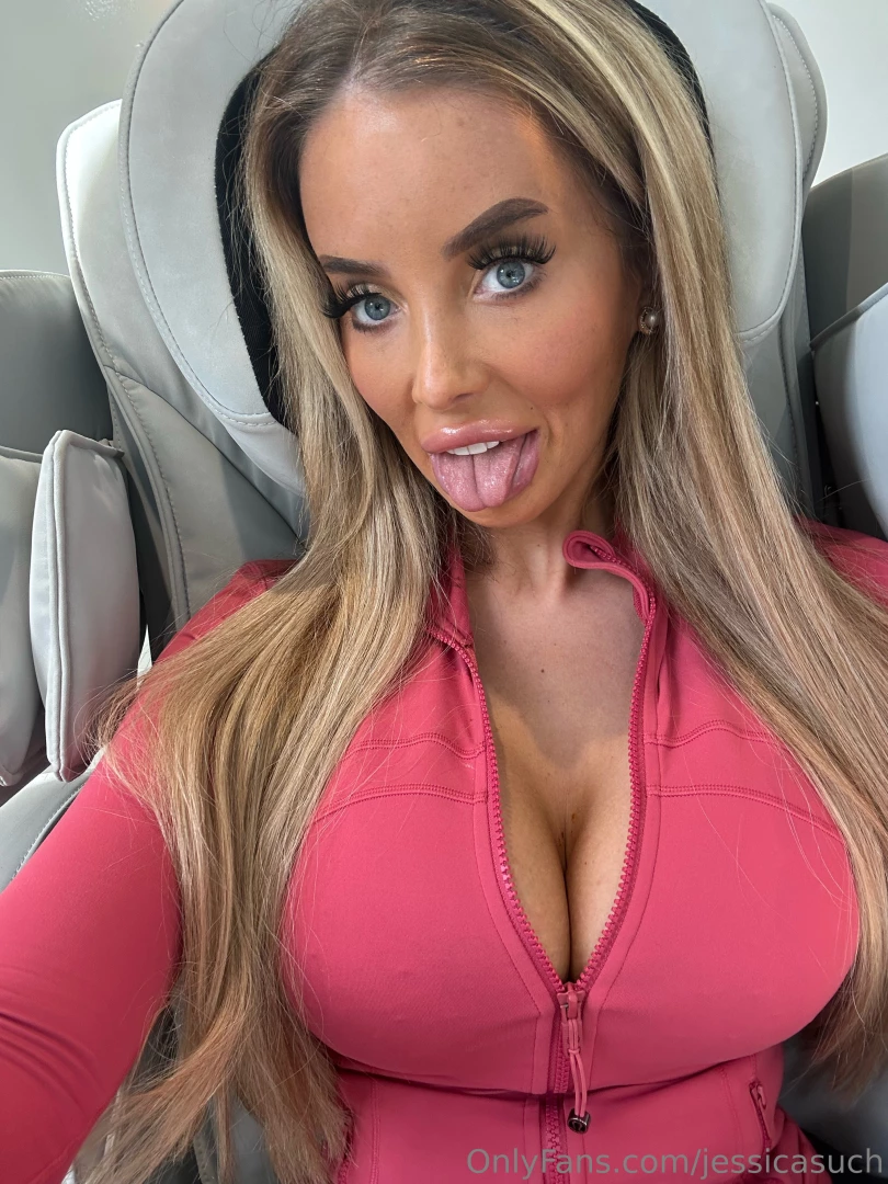 Tounge out ready to suck cock hehe 