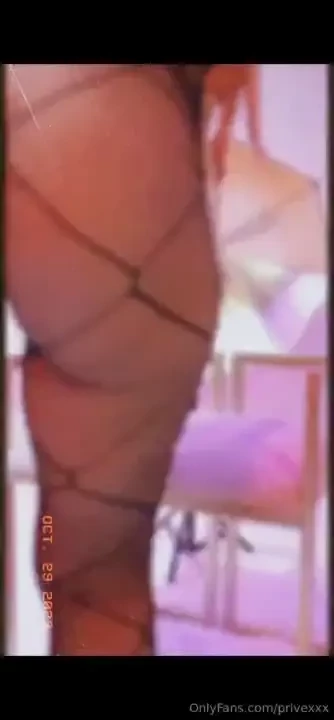 Carlitascakes said she s showing it all on her of now with 