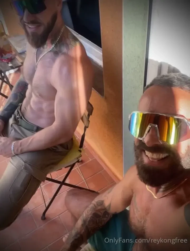 Full video with va1demar sent by dm 3 99 onlyfans com reykong 