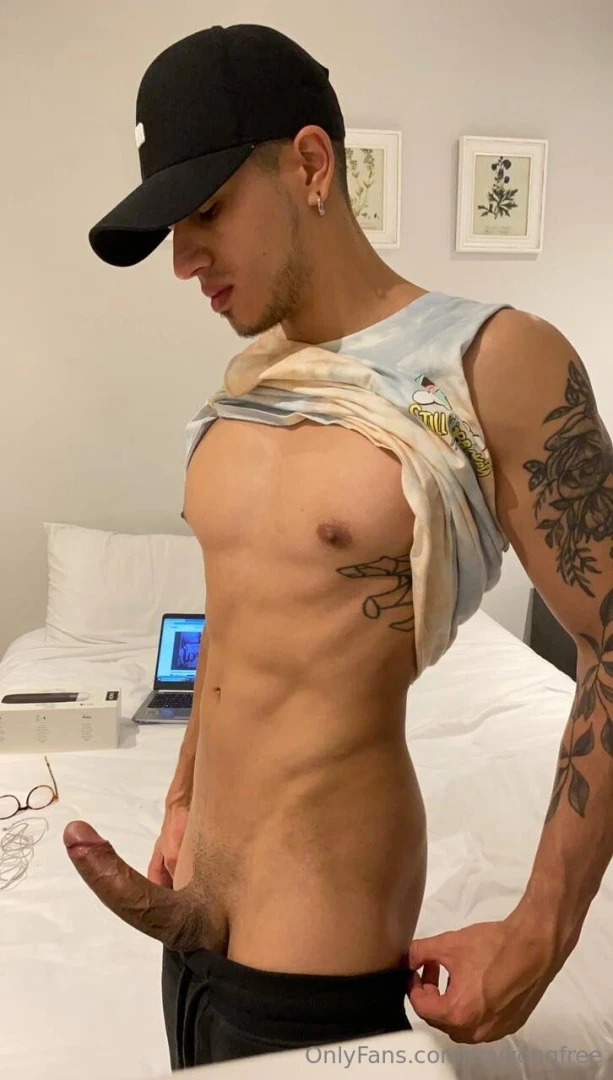 I should i collab with nicolasnovoa 65 3 50 vip page nicolasnovoa part 3 