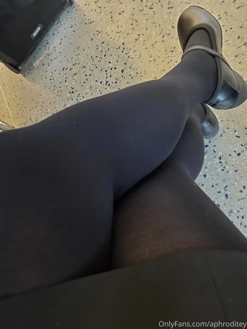 Hope you don t mind me posting pics while i wait around nothing else part 1 