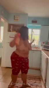 Good morning coffee and titties