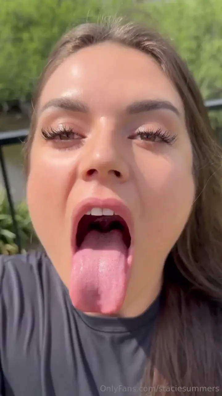 Another open mouth clip because you guys seem to love these 